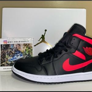 Air Jordan 1 Mid Black Siren Red Size 9W